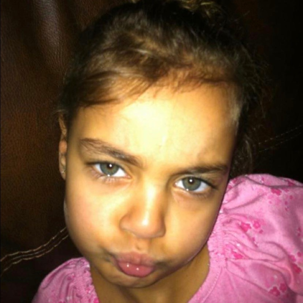 Meet your Posher, Adrianna